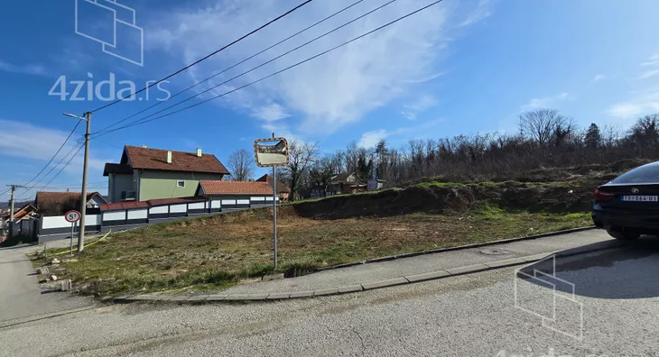 Građevinsko zemljište | 4zida
