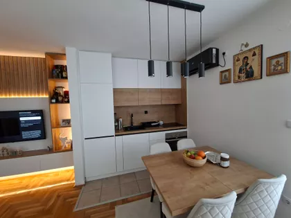 Nemanjina | 4zida.rs