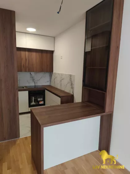 RUMENAČKI PUT | 4zida.rs