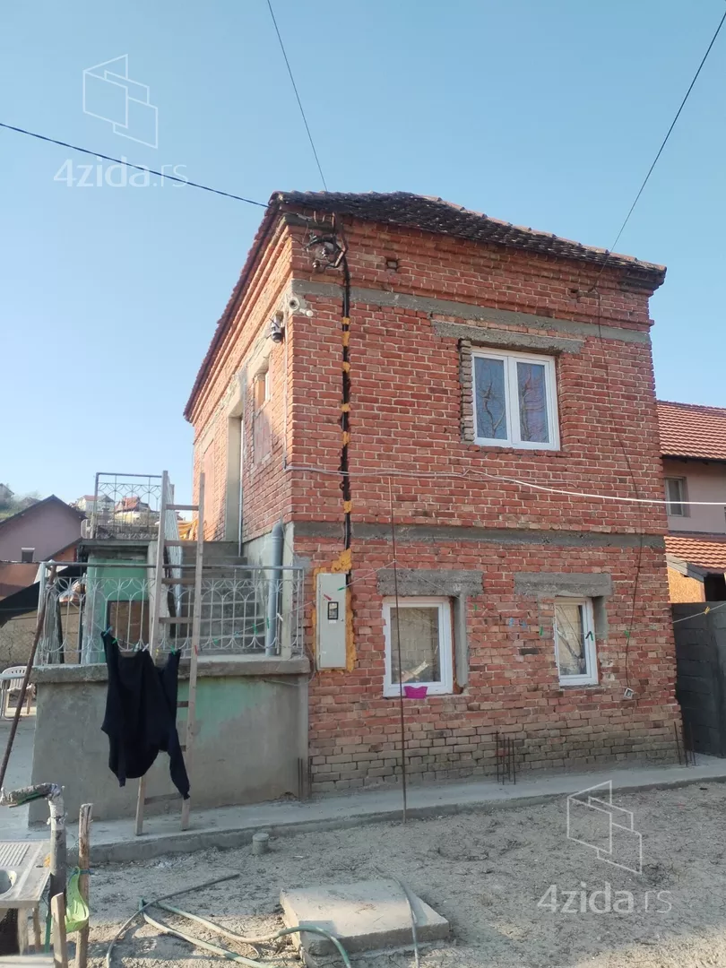 2-etažna kuća | 4zida