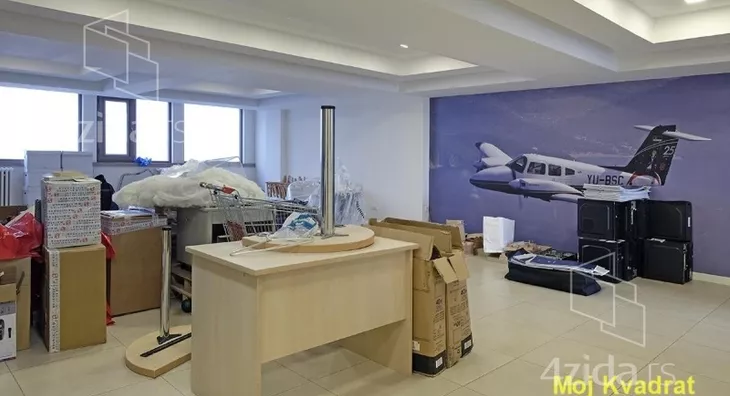 Poslovni prostor | 4zida