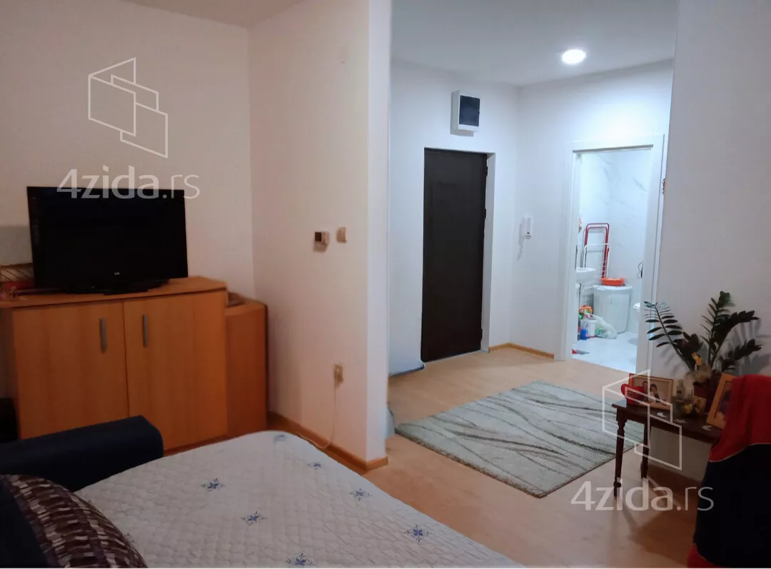 Garsonjera | 4zida
