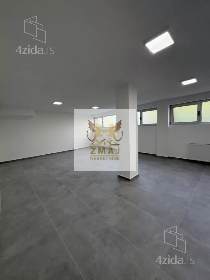 Poslovni prostor | 4zida