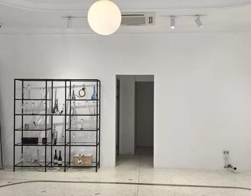 Lokal | 4zida