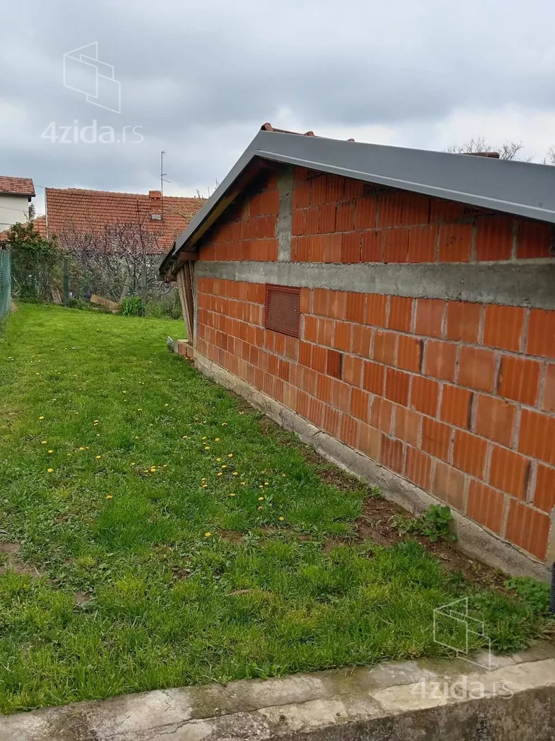 3-etažna kuća | 4zida