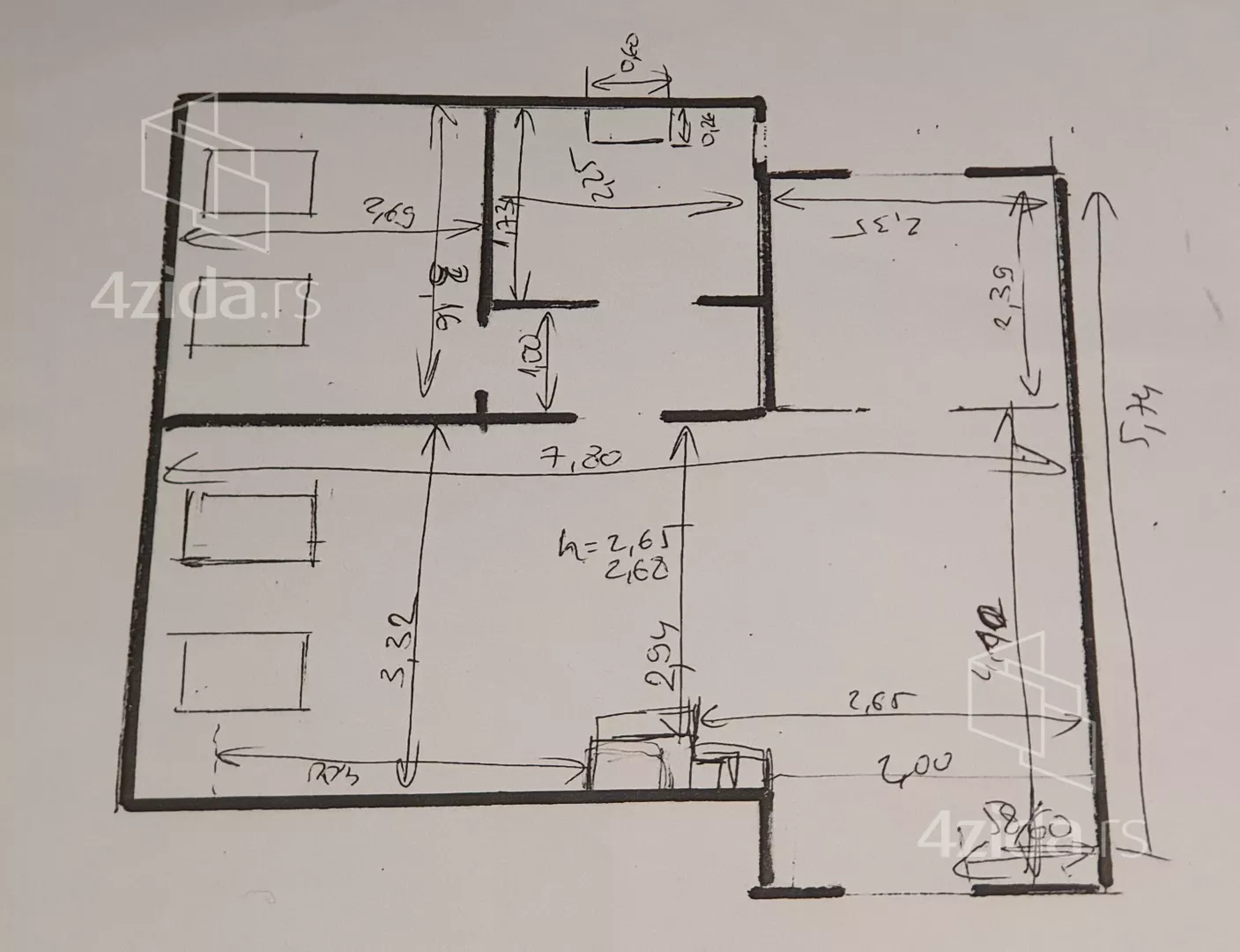 Jednoiposoban stan | 4zida