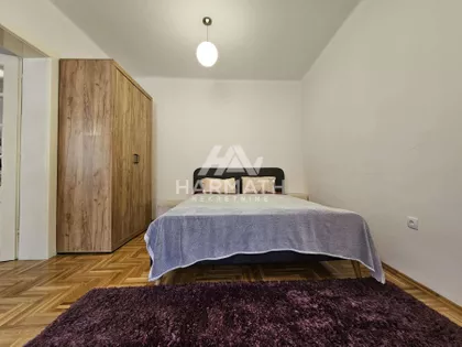 Petra Drapšina | 4zida.rs