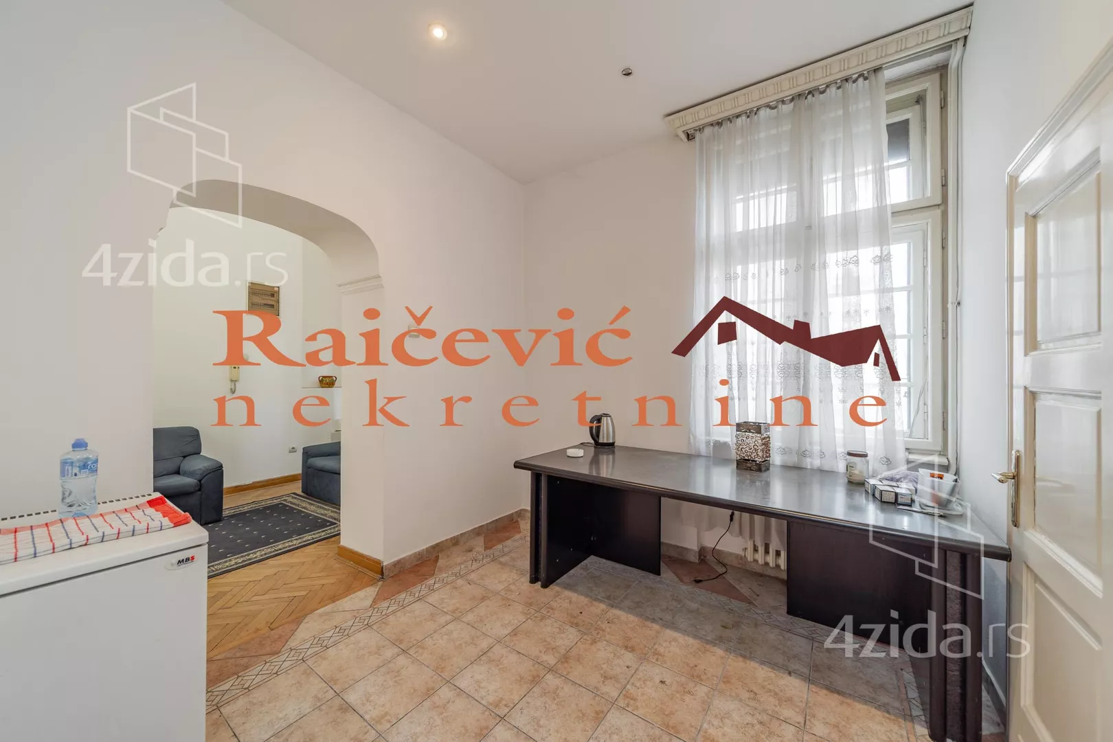 Šestosoban stan | 4zida