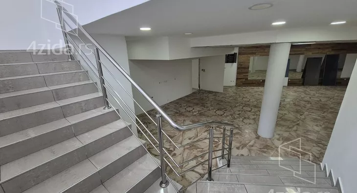 Poslovni prostor | 4zida