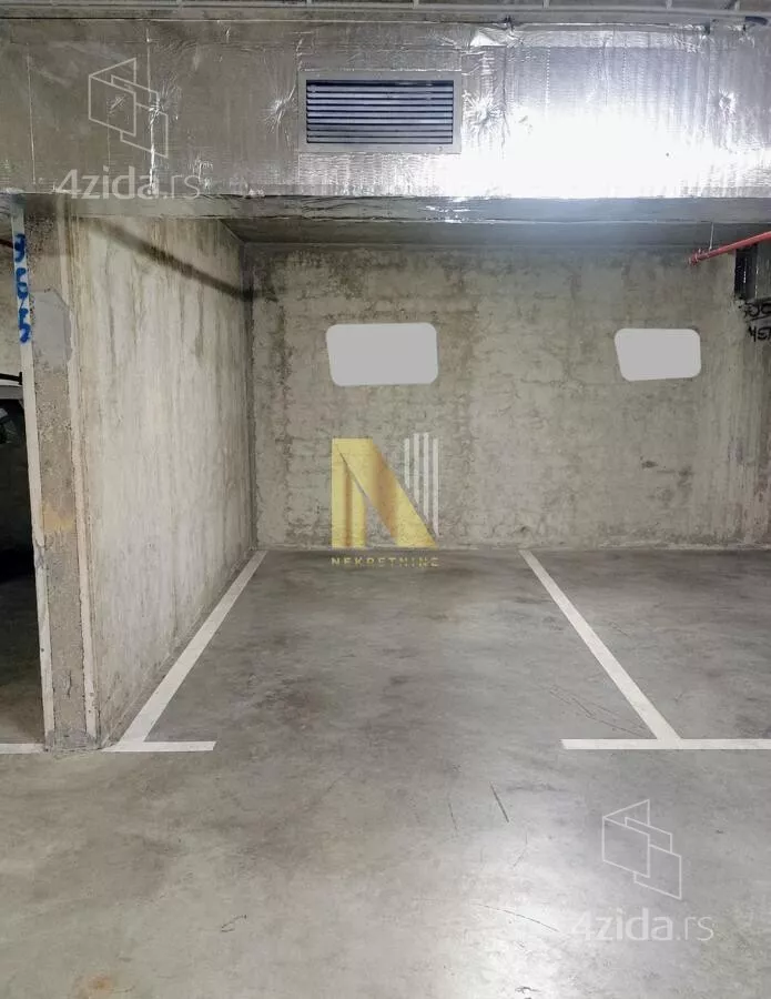 Garaža/Parking | 4zida