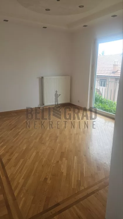Bože Baucala | 4zida.rs