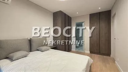 Blok 11c - Stari Merkator | 4zida.rs