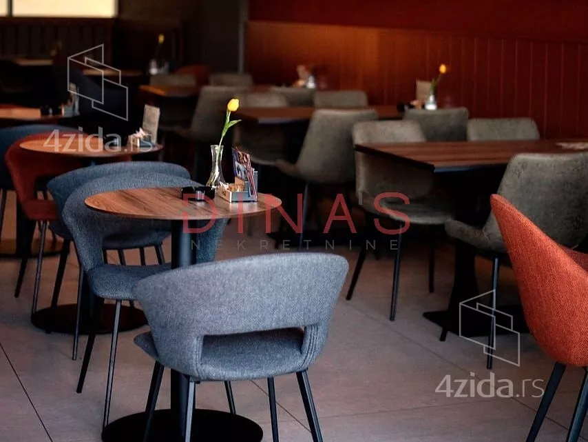 Lokal | 4zida