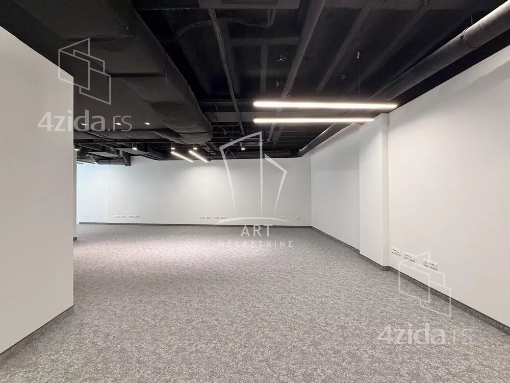 Poslovni prostor | 4zida