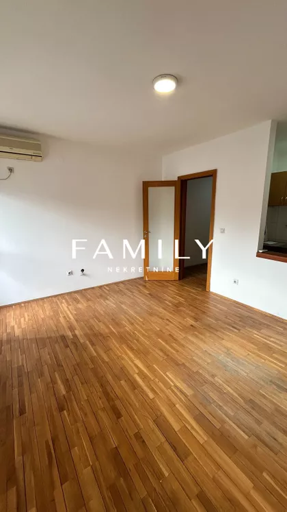 Rotkvarija | 4zida.rs