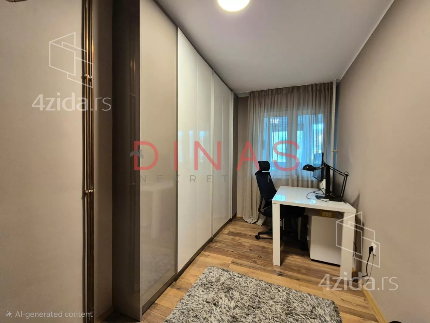 Troiposoban stan | 4zida