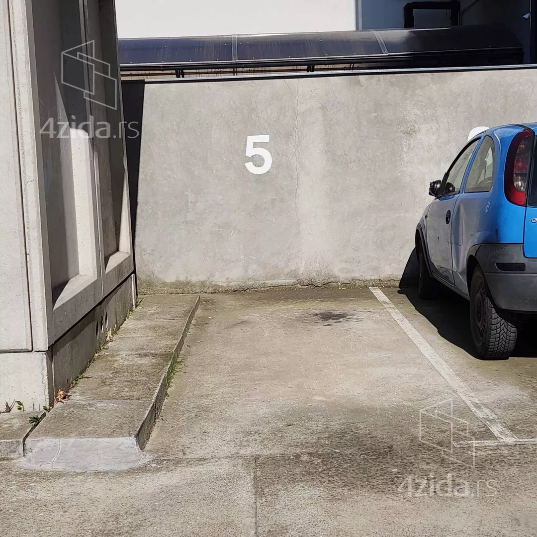 Parking | 4zida