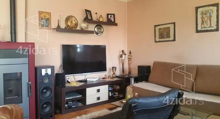 3-etažna kuća | 4zida