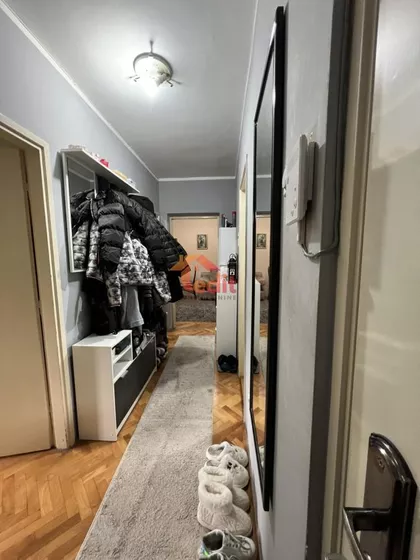 Vojna Bolnica | 4zida.rs