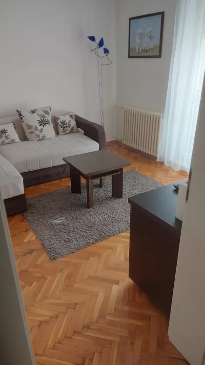 Šumadijska | 4zida.rs