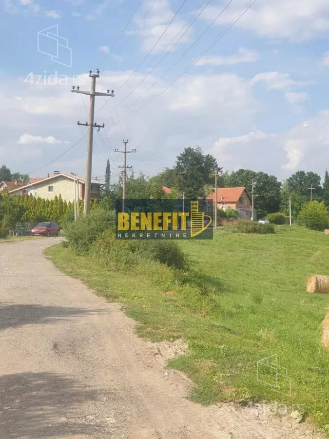 Plac | 4zida