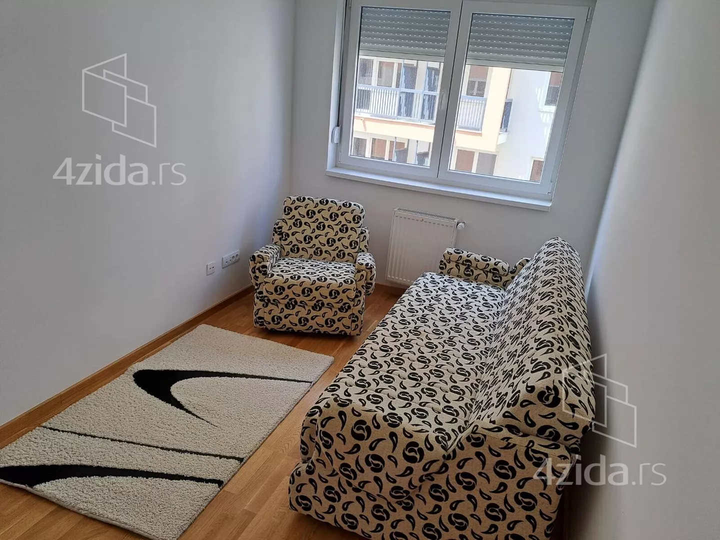 Troiposoban stan | 4zida