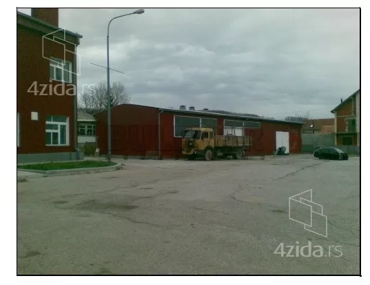 Lokal | 4zida