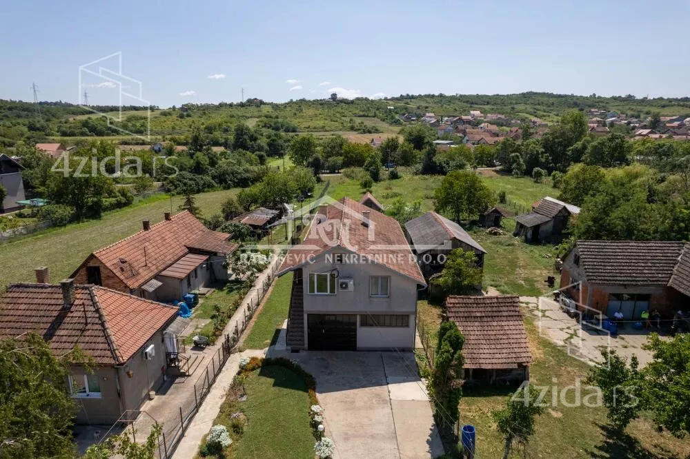2-etažna kuća | 4zida