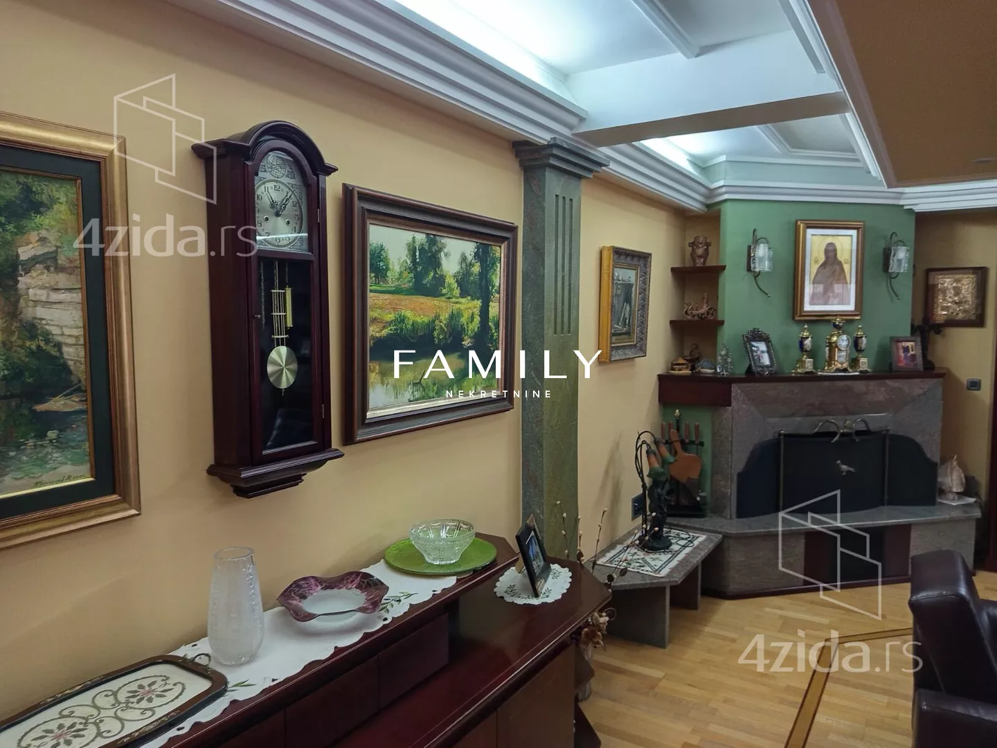 Petosoban stan | 4zida