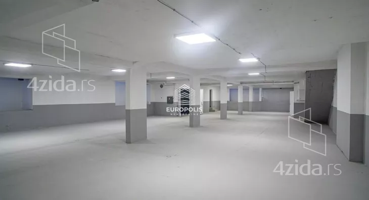 Poslovni prostor | 4zida