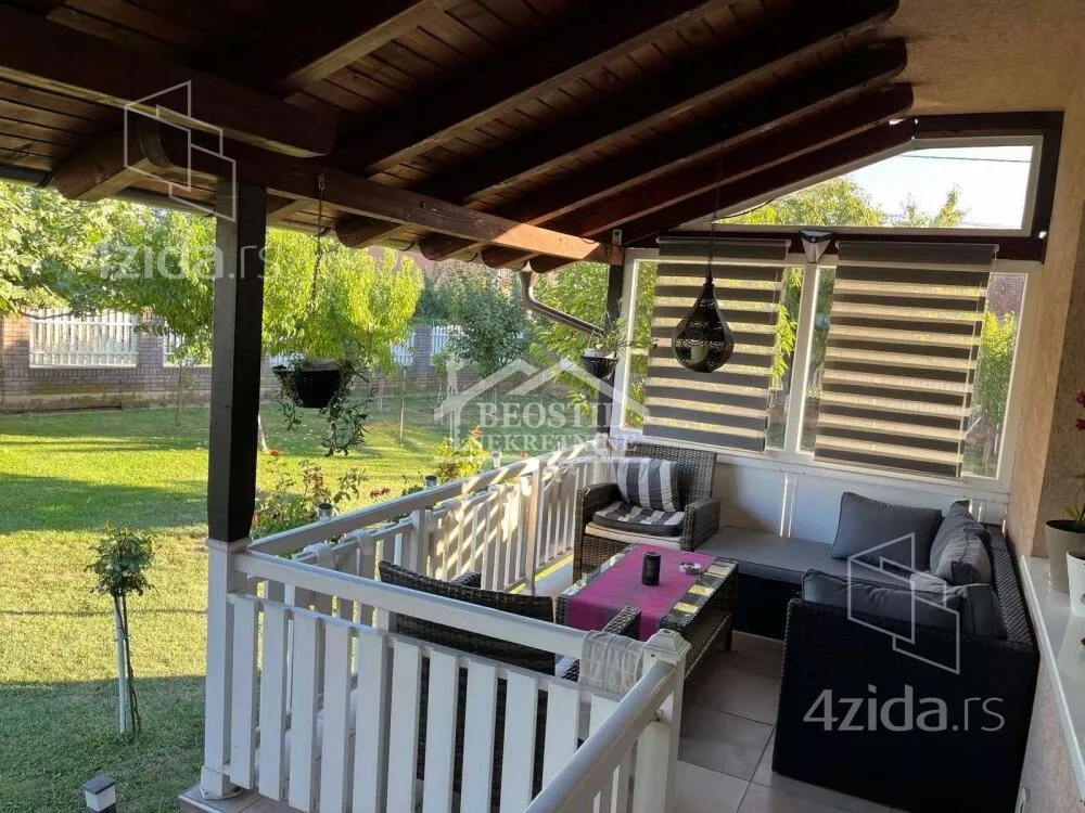 Kuća | 4zida