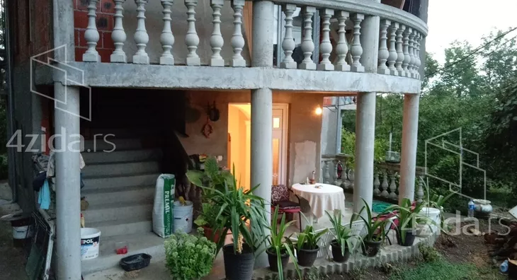 2-etažna kuća | 4zida