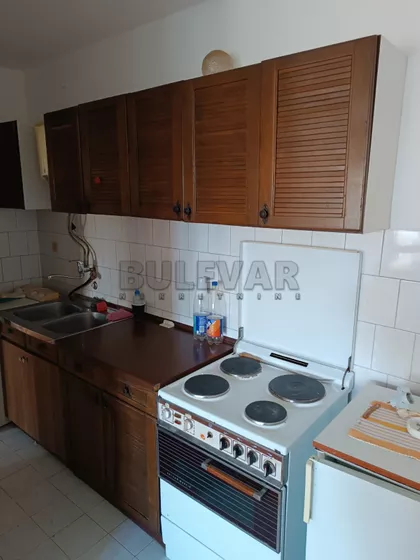 Rentgenova | 4zida.rs