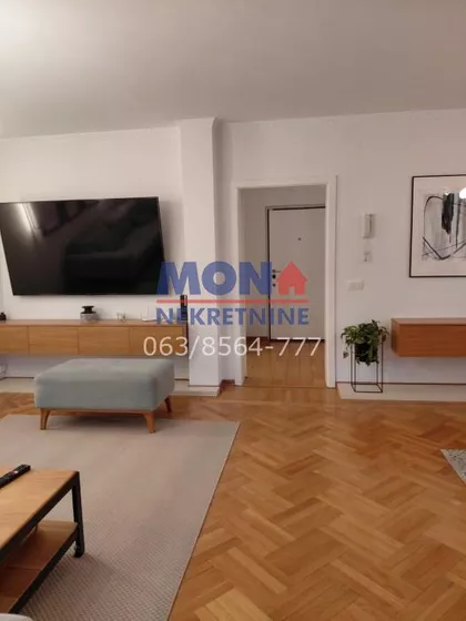 Petra Lekovića | 4zida.rs