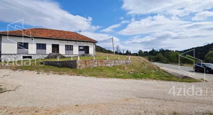 Poslovni prostor | 4zida