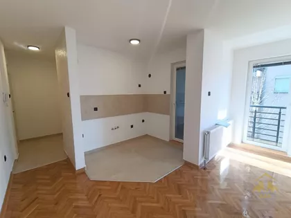 Novo Naselje | 4zida.rs