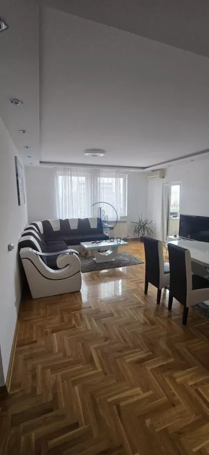 Luneta Milovanovića | 4zida.rs