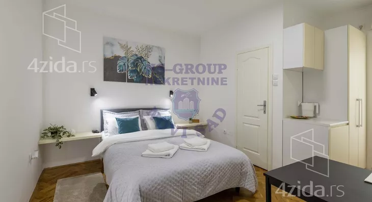 Sedmosoban stan | 4zida