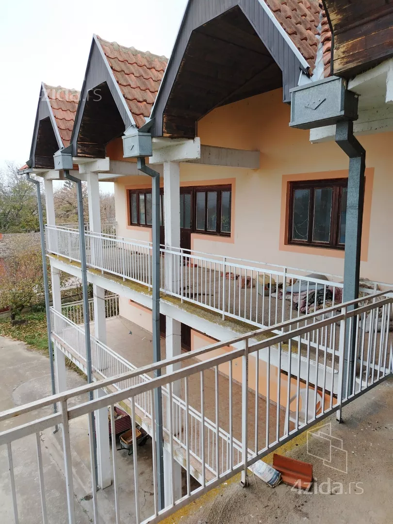 3-etažna kuća | 4zida