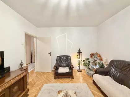 Ugrinovačka | 4zida.rs