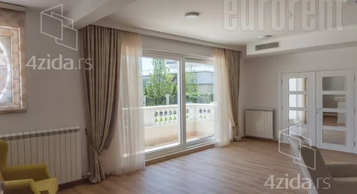 4-etažna kuća | 4zida