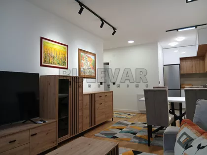 Marije Bursać | 4zida.rs