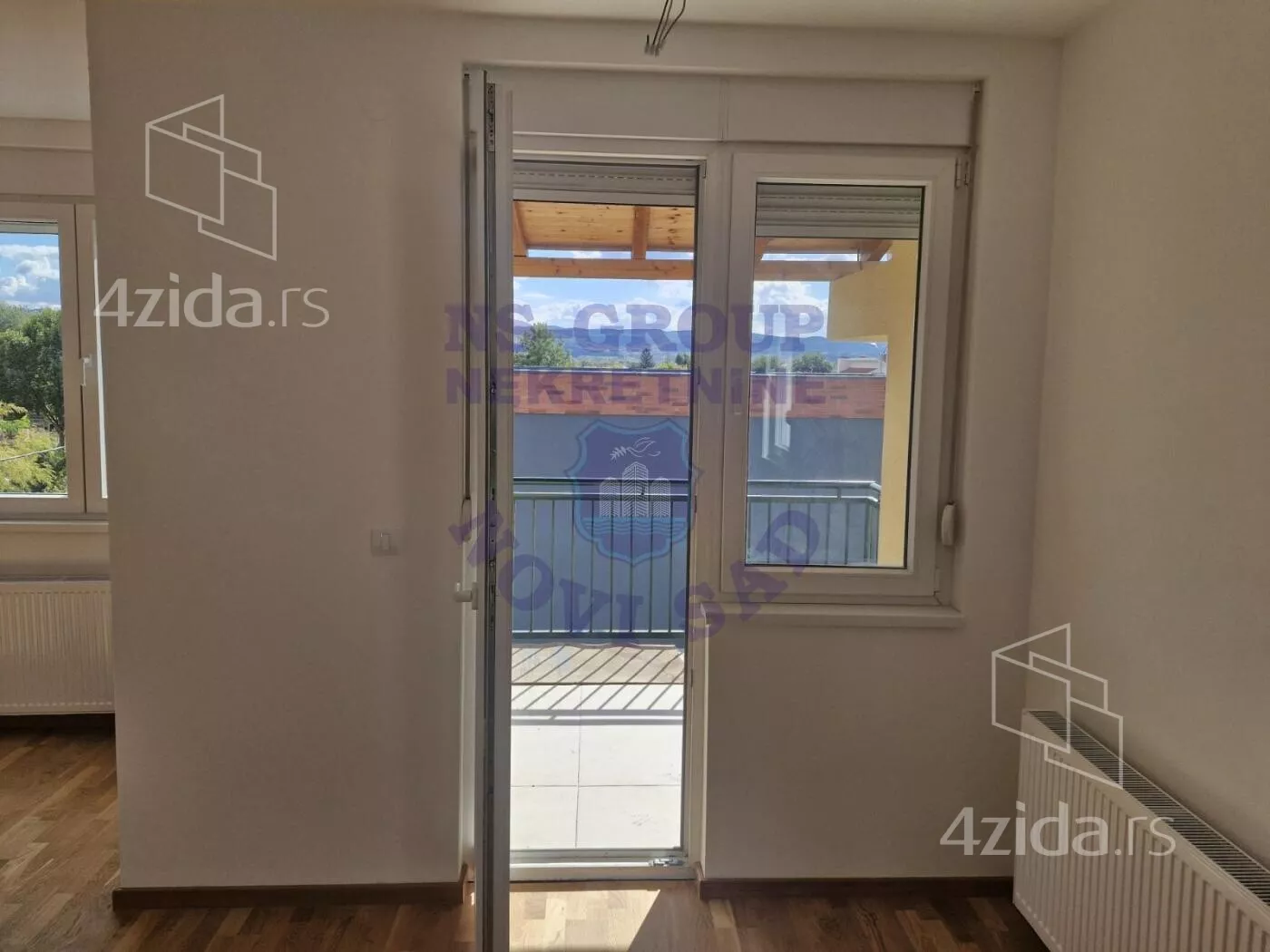 Četvoroiposoban stan | 4zida
