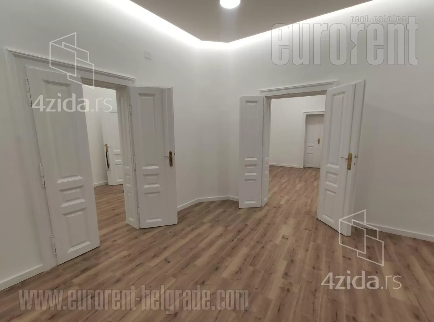 Četvoroiposoban stan | 4zida