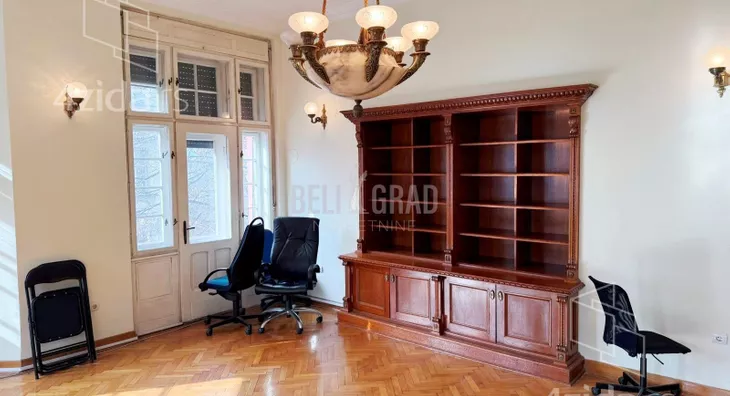 Šestosoban stan | 4zida