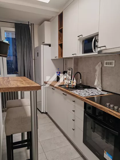 Pariske komune | 4zida.rs