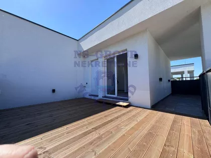 Đakona Avakuma | 4zida.rs