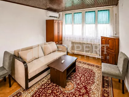 Učitelj Tasina | 4zida.rs