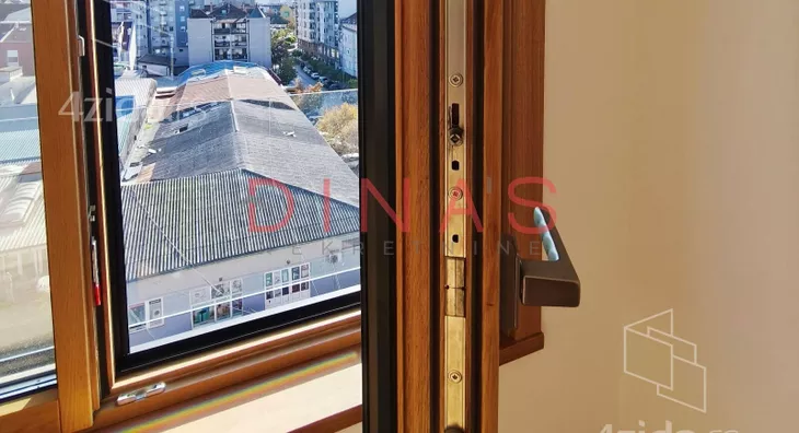 Četvoroiposoban stan | 4zida