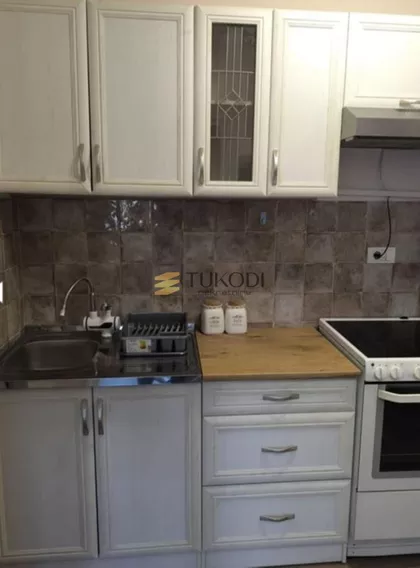 Pariske komune | 4zida.rs